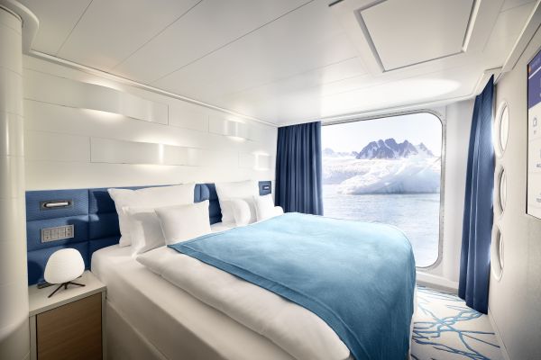 HANSEATIC spirit Junior Suite Schlafzimmer © Hapag-Lloyd Cruises